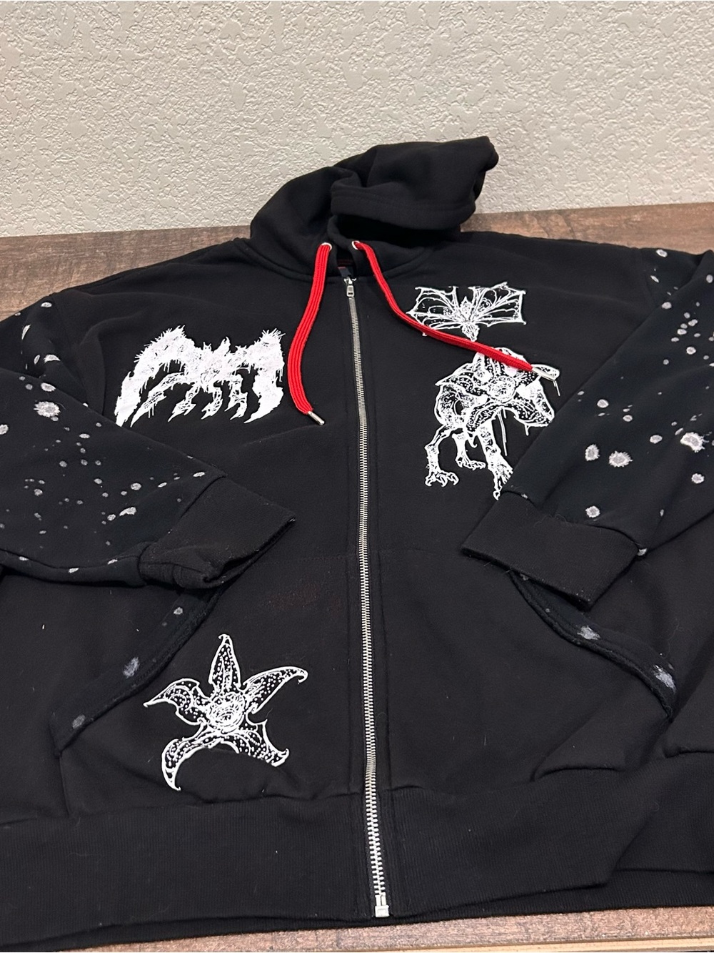 Netflix Stranger Things Vecna Lives Graphic Zip-Up Hoodie with Red Drawstrings M